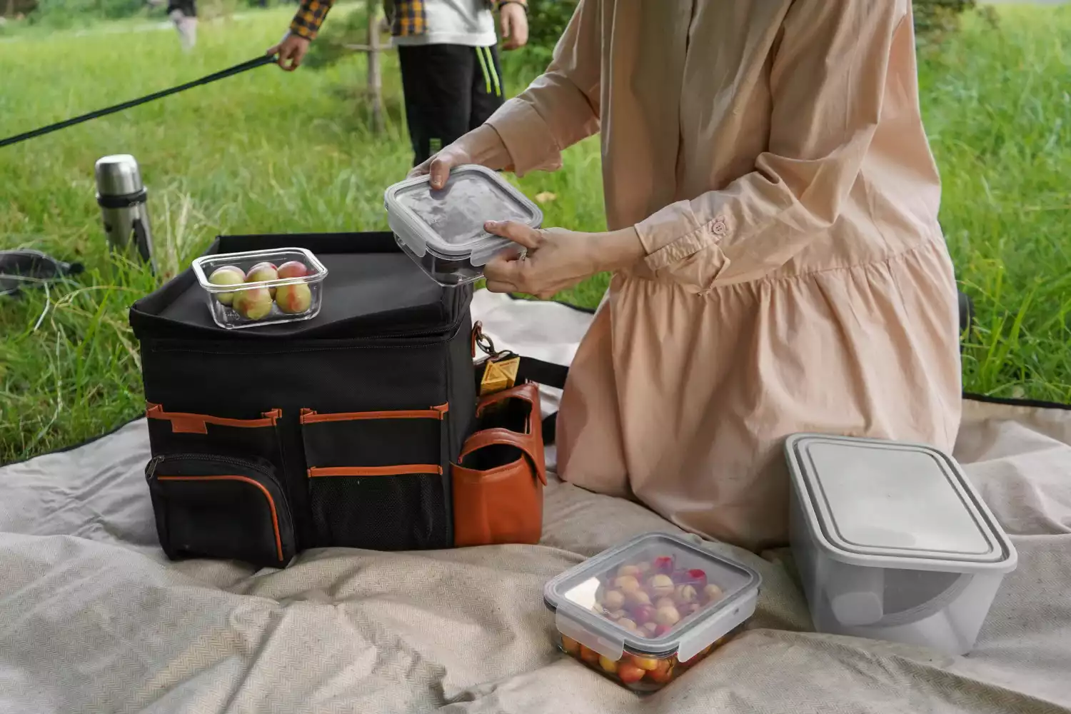 roll up picnic blankets